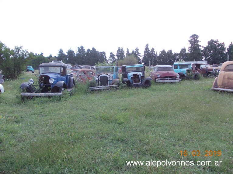 Foto: Paysandu, Cementerio de autos - Paysandú, Uruguay