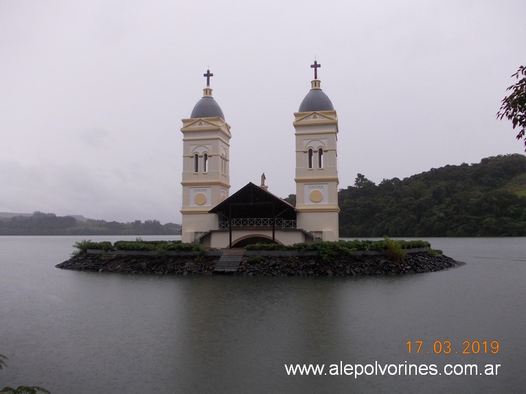 Foto: Iglesia sumergida de Itá - Ita (Santa Catarina), Brasil