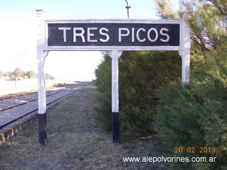 Foto: Estacion Tres Picos - Tres Picos (Buenos Aires), Argentina