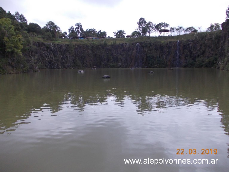 Foto: Parque da Pedreira - Rio Azul BR - Rio Azul (Paraná), Brasil