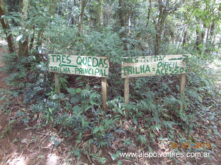 Foto: Cascata Tres Quedas  - Riozinho BR - Rolante (Rio Grande do Sul), Brasil