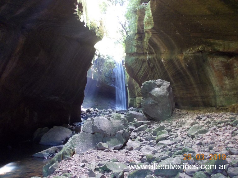 Foto: Cascata E Gruta Andorinhas - Riozinho BR - Rolante (Rio Grande do Sul), Brasil