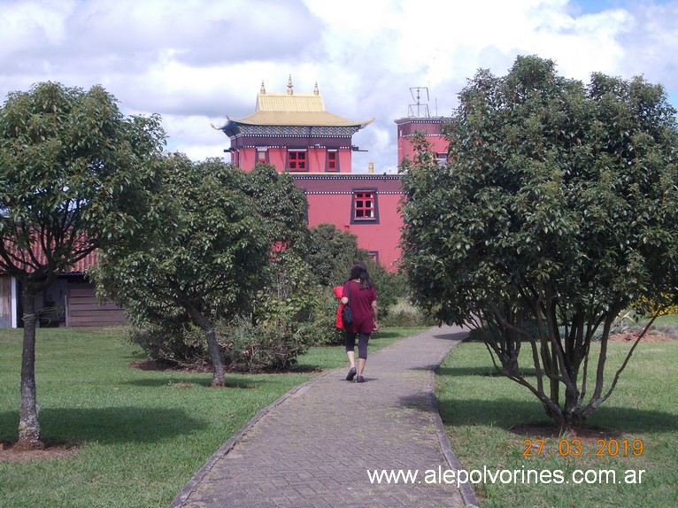 Foto: Tres Coroas BR - Templo Budista - Tres Coroas (Rio Grande do Sul), Brasil