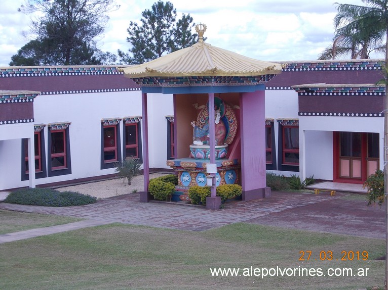 Foto: Tres Coroas BR - Templo Budista - Tres Coroas (Rio Grande do Sul), Brasil