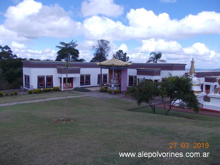 Foto: Tres Coroas BR - Templo Budista - Tres Coroas (Rio Grande do Sul), Brasil