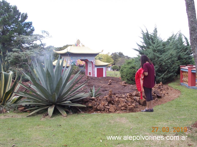 Foto: Tres Coroas BR - Templo Budista - Tres Coroas (Rio Grande do Sul), Brasil