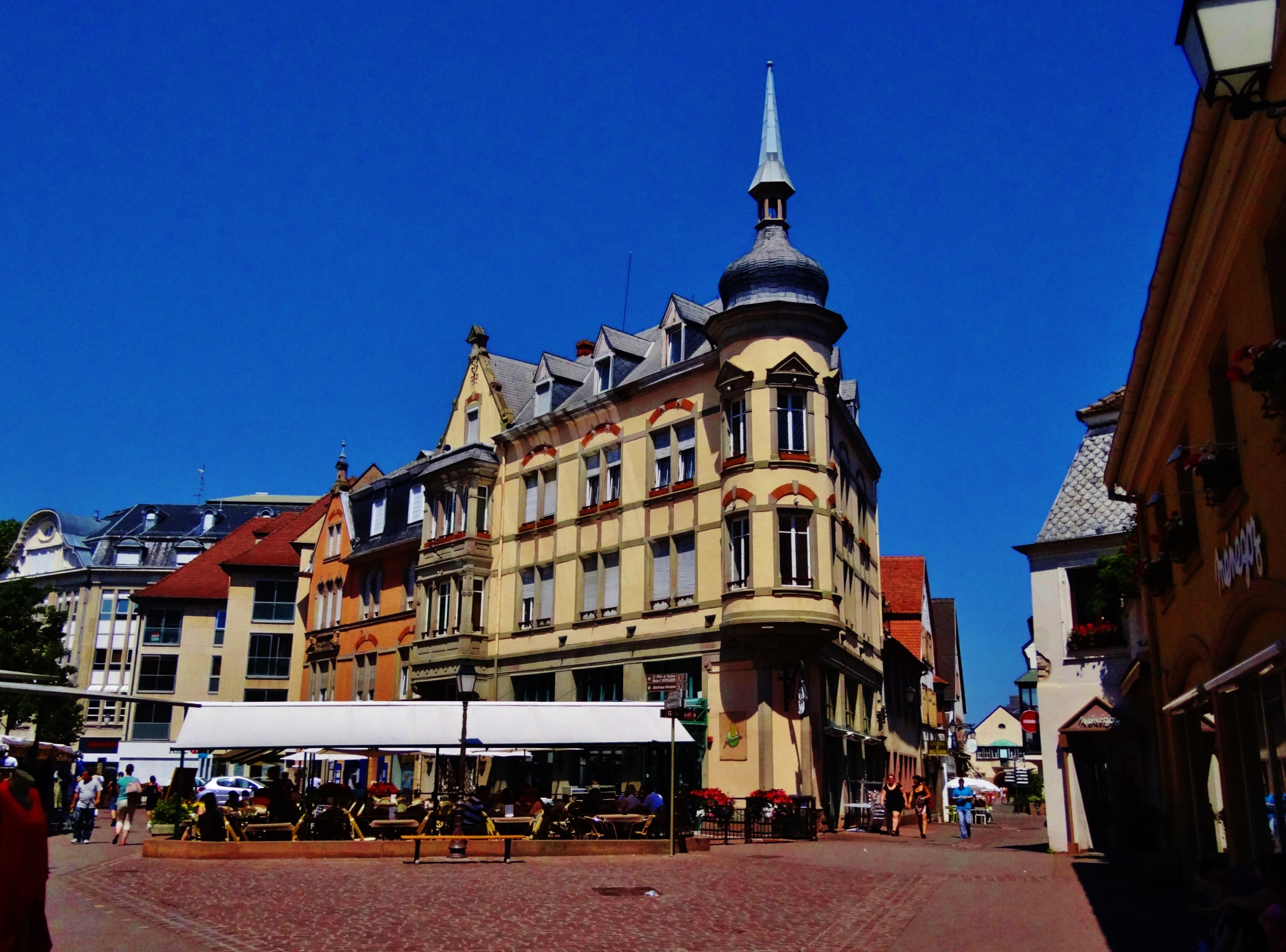 Foto: Place des Dominicains - Colmar (Alsace), Francia