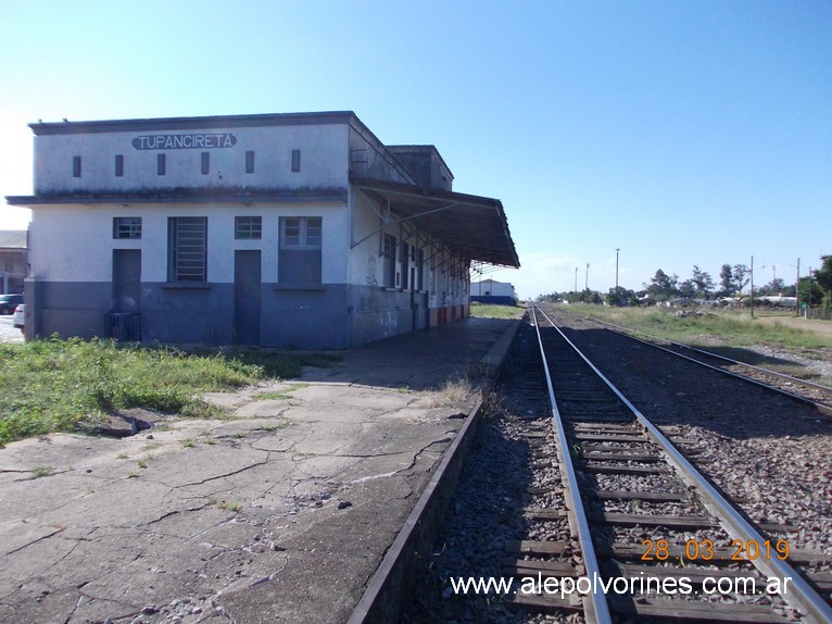 Foto: Estacion Tupancireta BR - Tupancireta (Rio Grande do Sul), Brasil