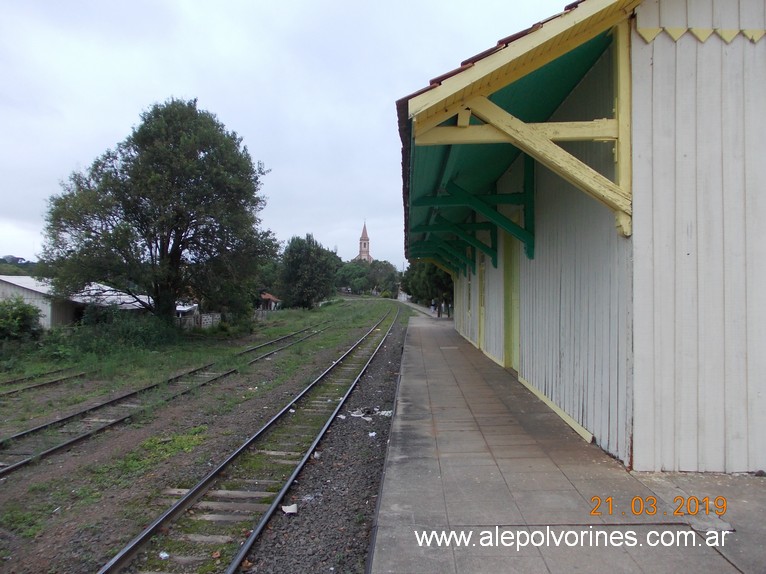 Foto: Estacion Texeira Soares BR - Texeira Soares (Paraná), Brasil