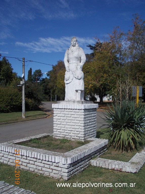 Foto: Monumento a la Madre de Arroyo Dulce - Rancagua (Buenos Aires), Argentina