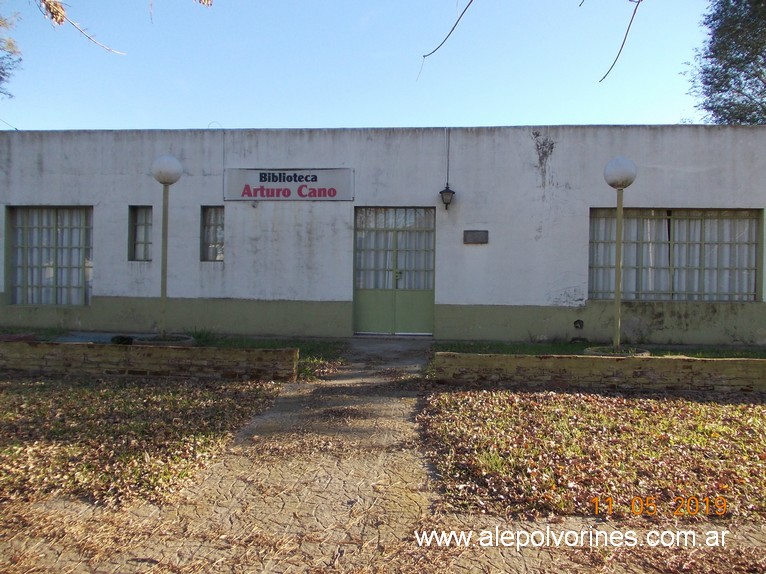 Foto: Biblioteca Arturo Cano - 9 de Julio - 9 de julio (Buenos Aires), Argentina