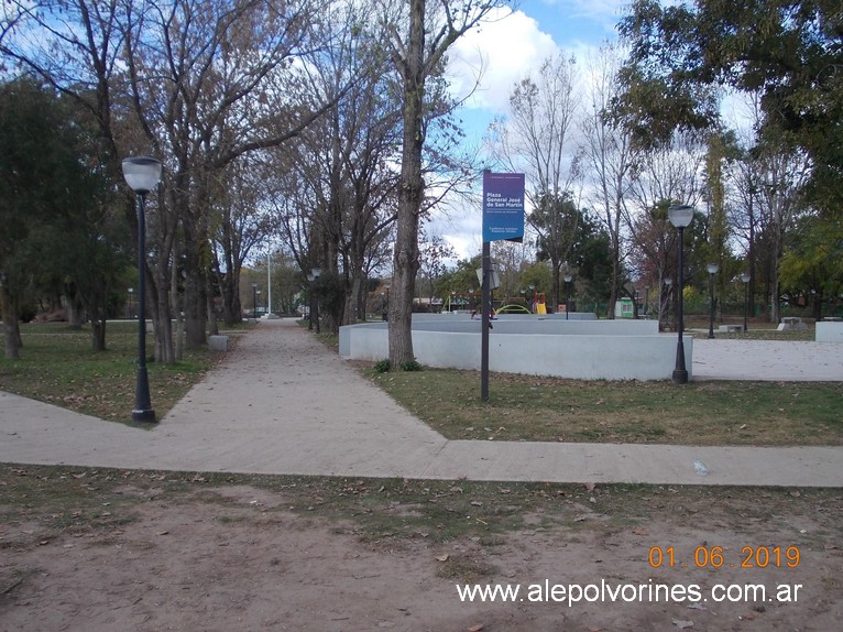 Foto: Plaza San Martin - Otamendi - Campana (Buenos Aires), Argentina