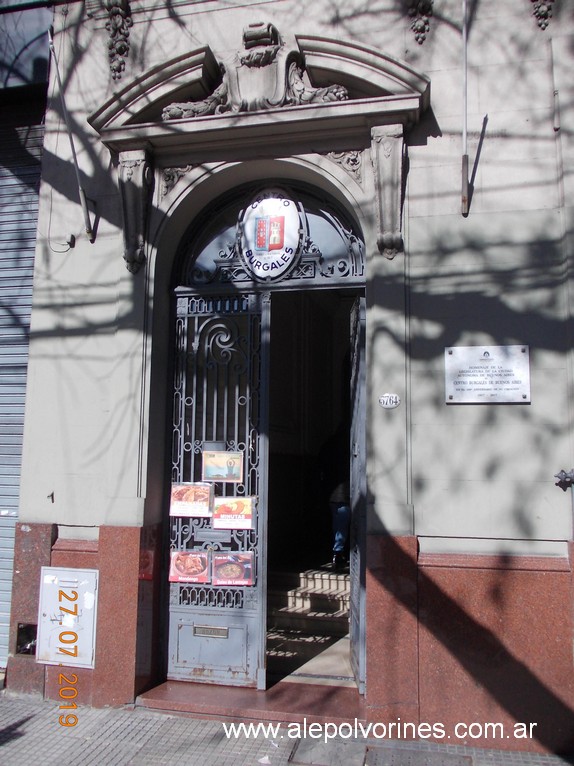 Foto: Caballito - Centro Burgales - Caballito (Buenos Aires), Argentina