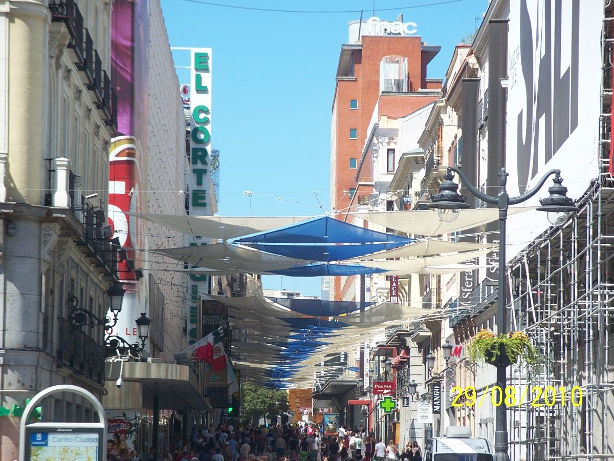 Foto: Calle Preciados - Madrid (Comunidad de Madrid), España
