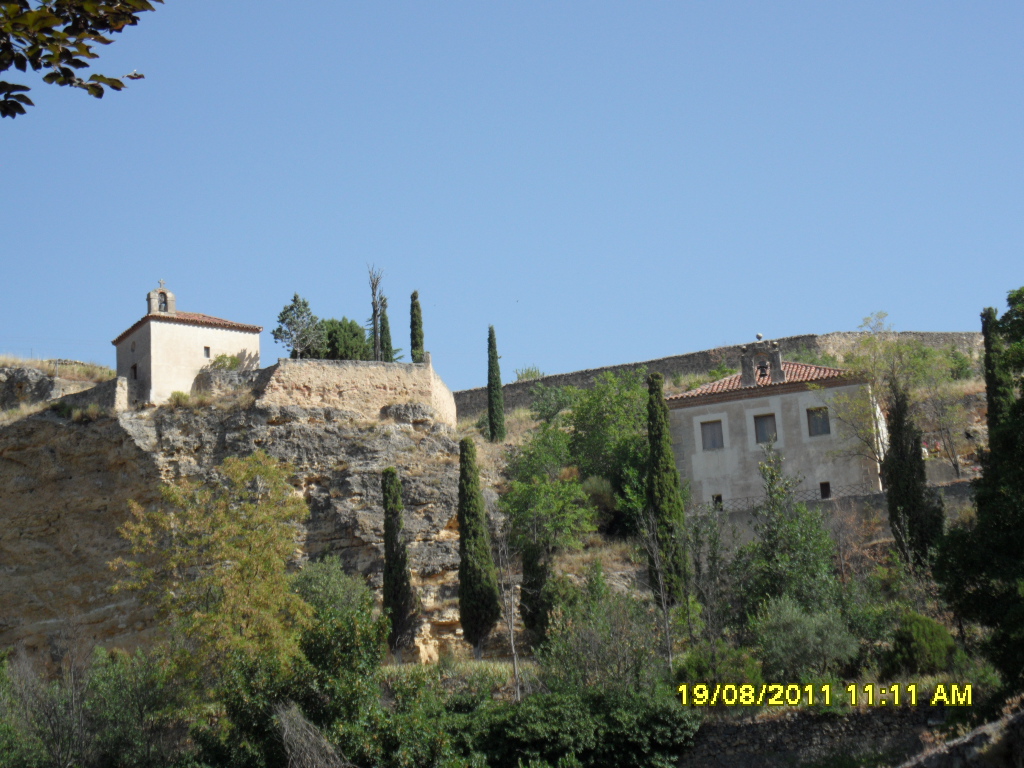 Foto: Monasterio donde se encuentran los restos de San Juan de la Cruz - Segovia (Castilla y León), España
