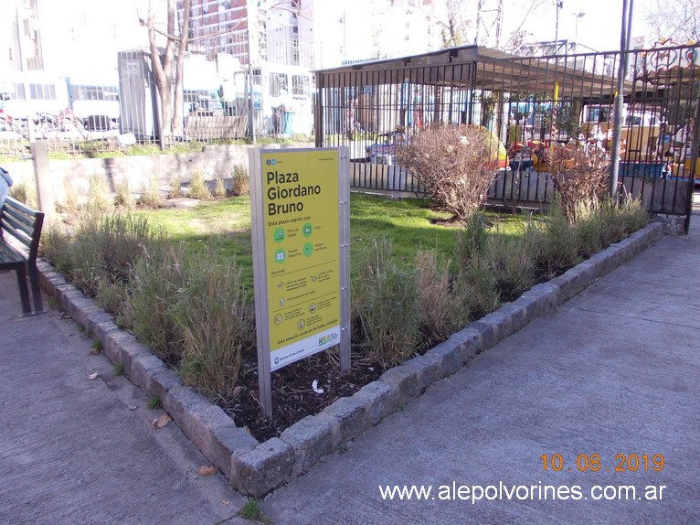 Foto: Caballito - Plaza Giordano Bruno - Caballito (Buenos Aires), Argentina