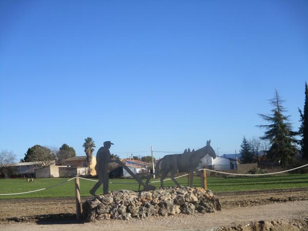 Foto: Homenaje a las labores agrícolas - Mazuecos (Guadalajara), España