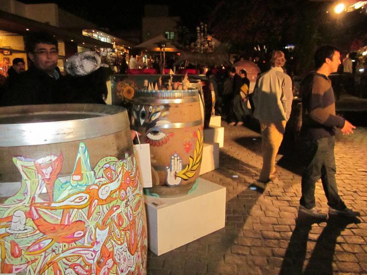 Foto: Patio de Bellavista por la noche - Santiago (Región Metropolitana), Chile