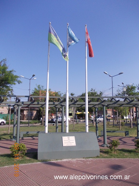 Foto: Plaza Soldado de Malvinas - Barrio Las Tunas - Talar (Buenos Aires), Argentina