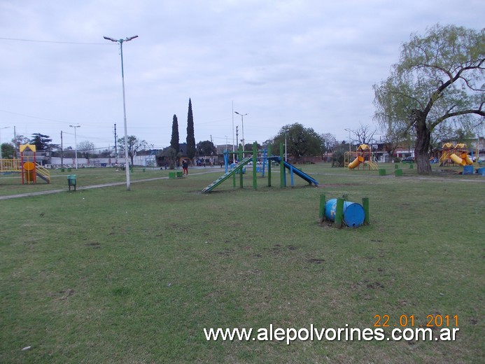 Foto: Plaza Los Abuelos - Jose C Paz (Buenos Aires), Argentina