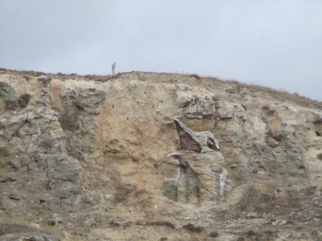 Foto: Mural El Cortejo de las Alondras visto de día - Driebes (Guadalajara), España