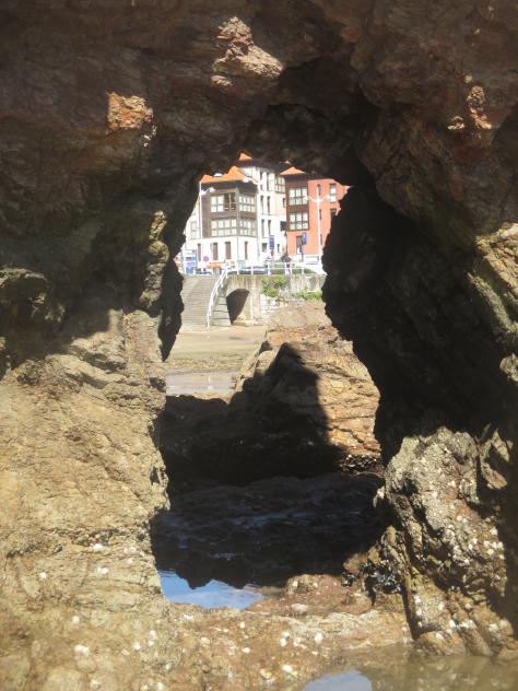 Foto: La localidad vista desde peña Furada - Candás (Asturias), España