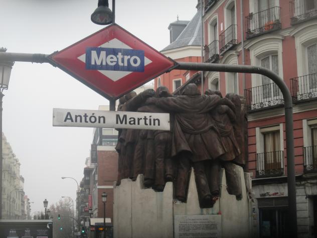 Foto: Monumento a los abogados asesinados en Atocha en Antón Martín - Madrid (Comunidad de Madrid), España