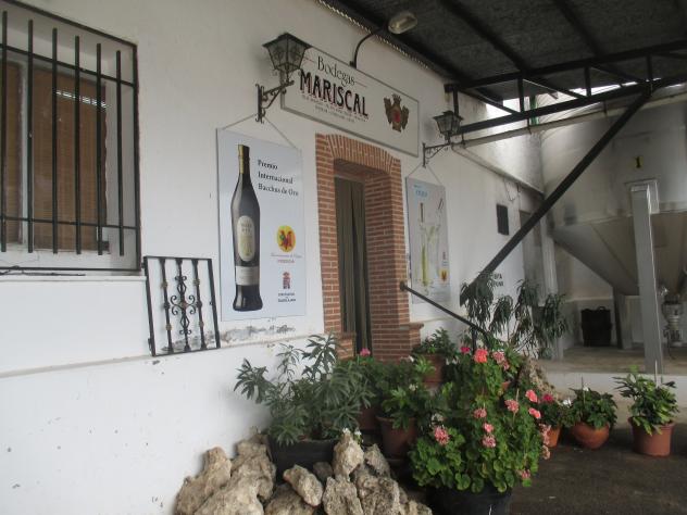 Foto: Mariscal una de las varias bodegas que hay en la localidad - Móndejar (Guadalajara), España