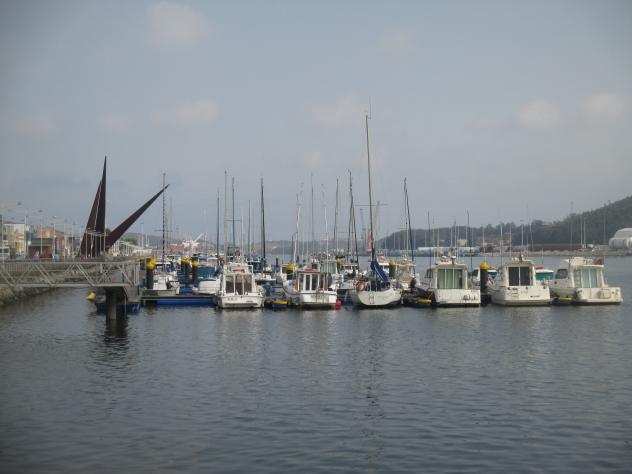 Foto: Vista del puerto - Áviles (Asturias), España