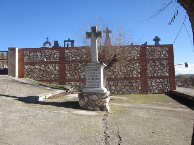 Foto: Cruz en homenaje a todos los caídos en las guerras - Almoguera (Guadalajara), España