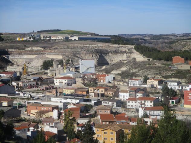 Foto: Panorámica de la villa desde uno de los cerros - Almoguera (Guadalajara), España