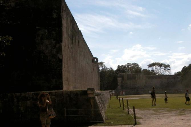 Foto: Zona del juego de pelota de los Mayas - Chichén-Itzá (Yucatán), México