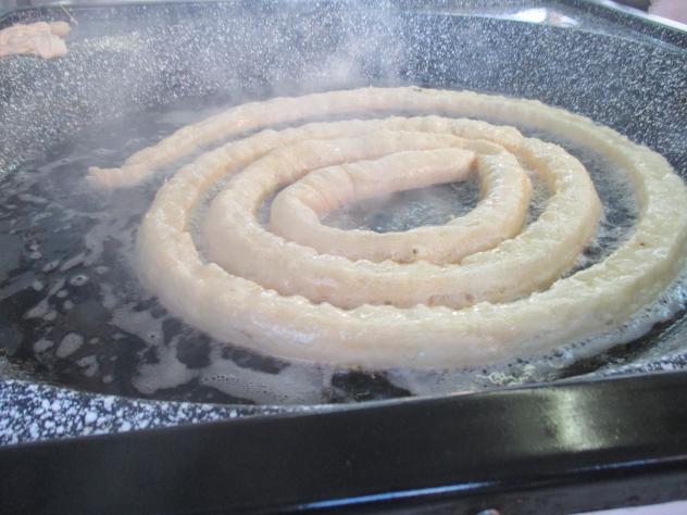 Foto: Rosca de porras uno de los desayunos preferidos en la ciudad - Madrid (Comunidad de Madrid), España