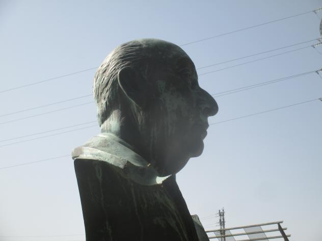 Foto: Busto del poeta chileno Pablo Neruda - Leganés (Madrid), España