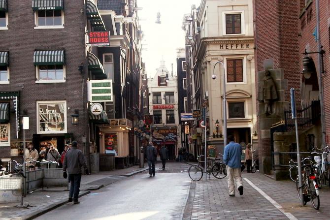 Foto: Calles del barrio rojo - Amsterdam (North Holland), Países Bajos