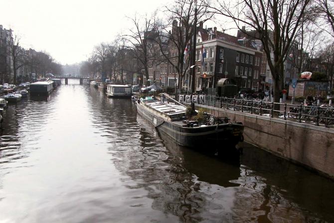 Foto: Casa flotante que puede visitarse - Amsterdam (North Holland), Países Bajos