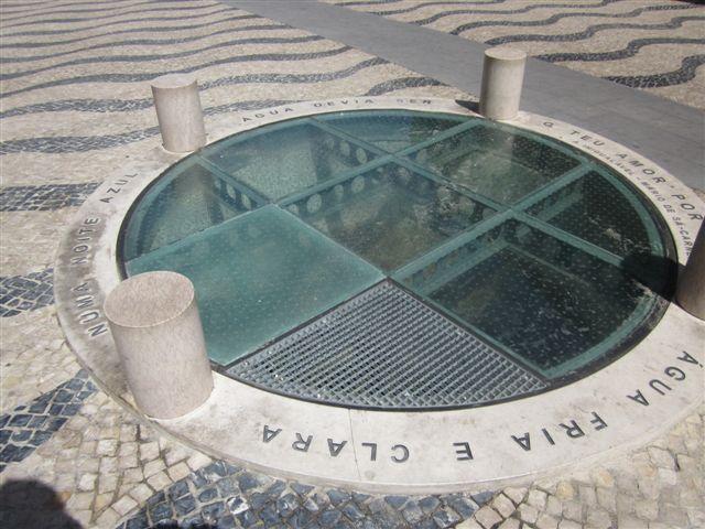 Foto: Monumento a las aguas - Almada (Lisbon), Portugal