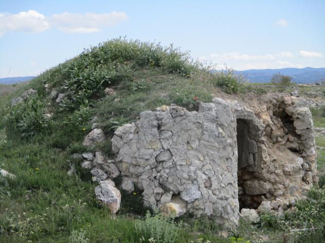 Foto: Antigua choza para refugio de pastores - Mazuecos (Guadalajara), España