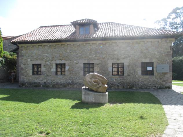 Foto: Casa museo del escultor Jesús Otero - Santillana del Mar (Cantabria), España