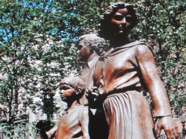 Foto: Monumento a la Hambruna de la patata en Irlanda - Boston (Massachusetts), Estados Unidos