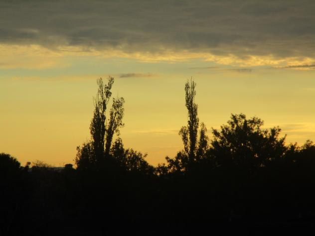 Foto: Luz del amanecer - Mazuecos (Guadalajara), España