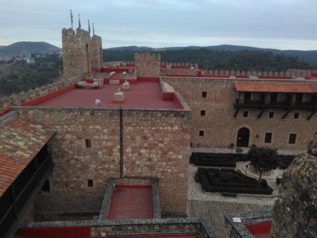 Foto: Vista parcial del castillo - Sigüenza (Guadalajara), España