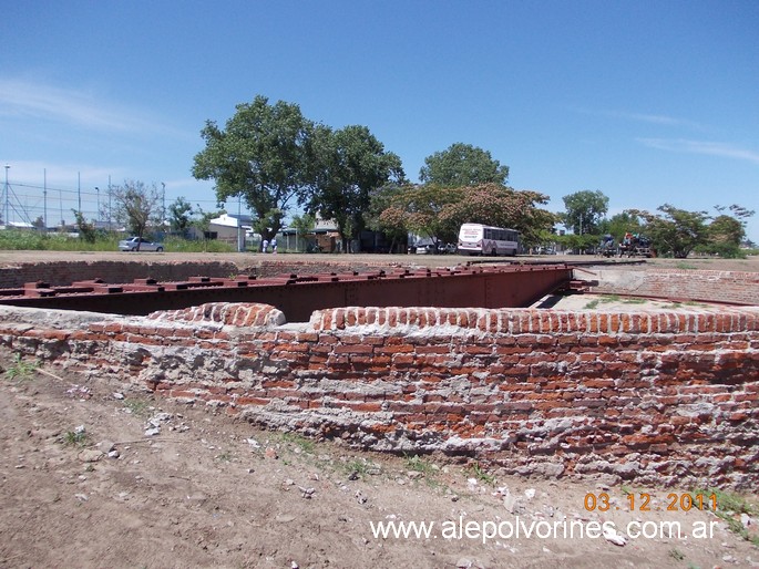 Foto: Estacion Zarate - Mesa Giratoria - Zarate (Buenos Aires), Argentina