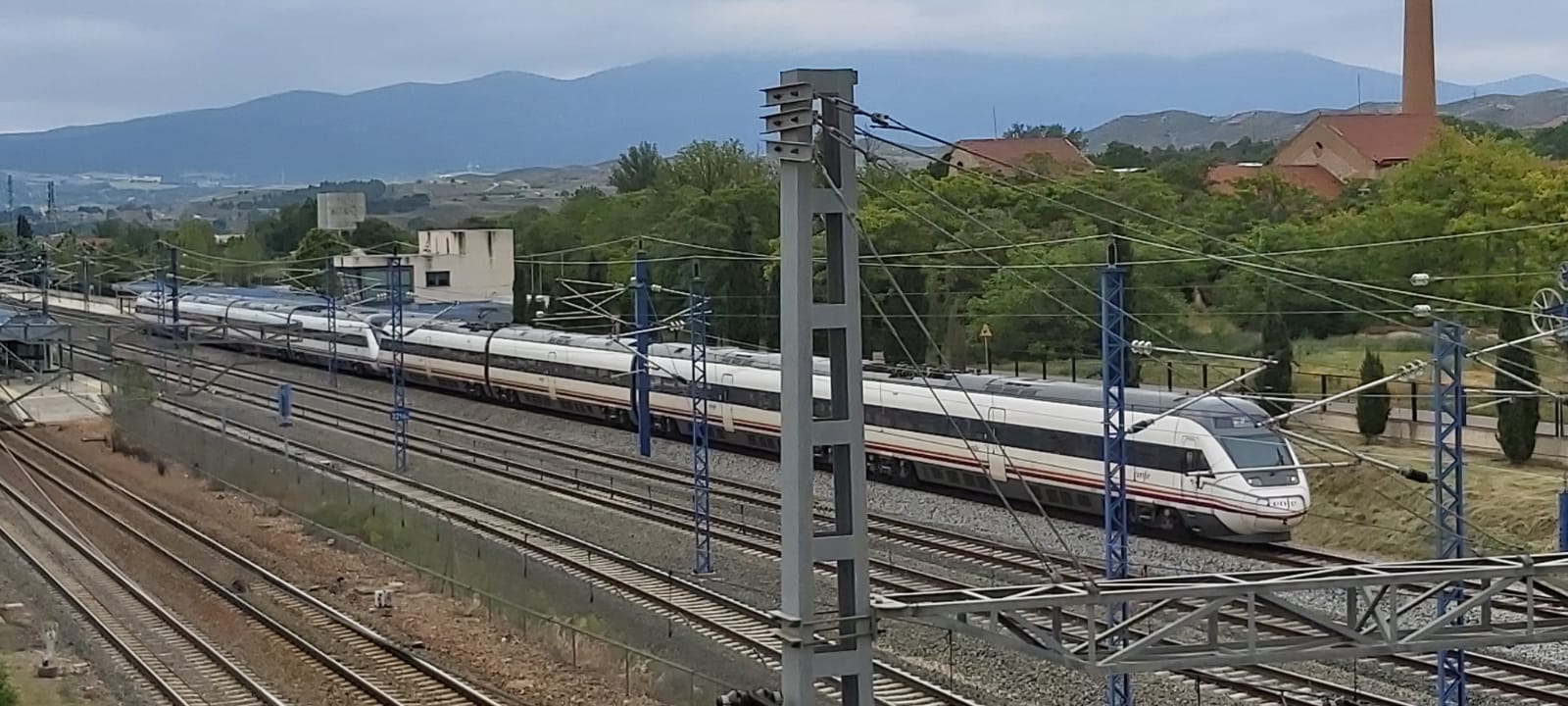 Foto: Tren Alvia - Calatayud (Zaragoza), España