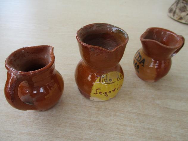 Foto: La cerámica típica de la localidad - Segovia (Castilla y León), España