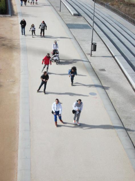 Foto: Patinadores en Madrid-Río - Madrid (Comunidad de Madrid), España