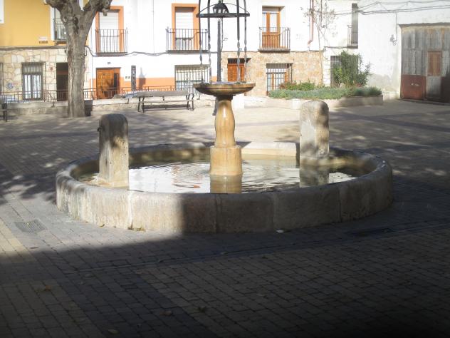 Foto: Fuente con dos pilones - Illana (Guadalajara), España