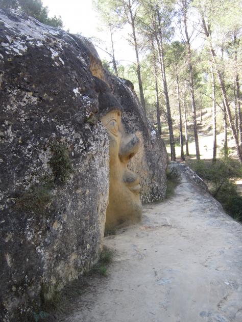 Foto: Sendero en la Ruta de las Caras - Buendía (Guadalajara), España
