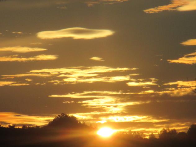 Foto: Colorido atardecer - Almoguera (Guadalajara), España