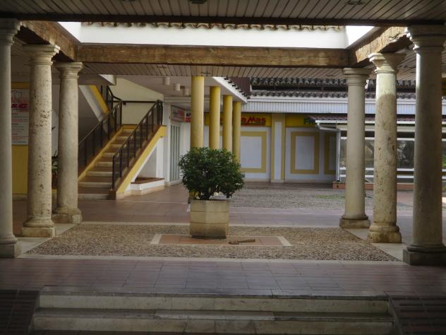 Foto: Centro comercial El Parador - Villarejo de Salvanés (Madrid), España